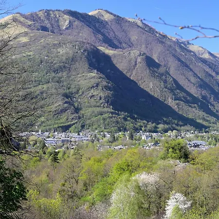 Skioura, De Groupe Semesterbostad